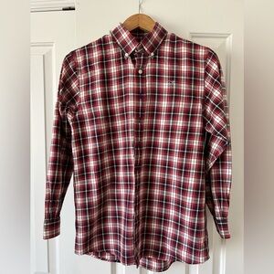 Vineyard Vines button down shirt